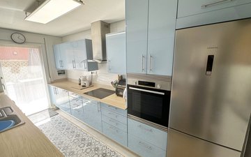 Property slide 10