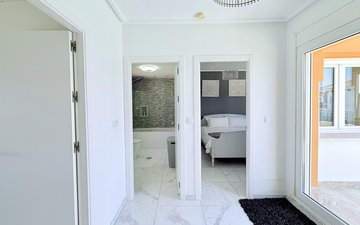 Property slide 18