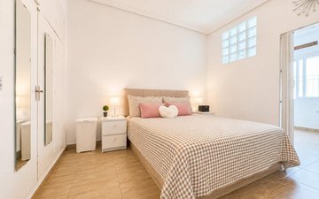 Property slide 10