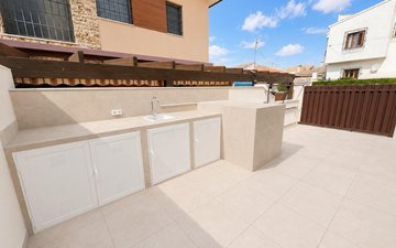 Property slide 14