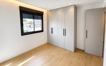 Property slide 18