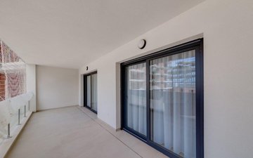 Property slide 20