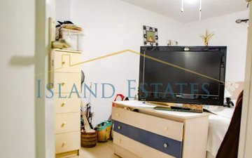 Property slide 5