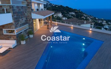 Property slide 16