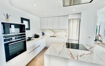 Property slide 18
