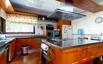 Property slide 17