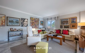 Property slide 10