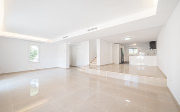 Property slide 6