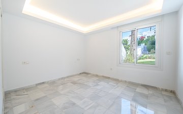 Property slide 14
