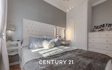Property slide 14