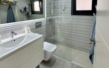 Property slide 22