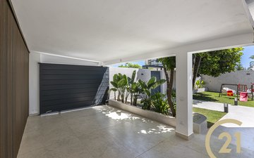 Property slide 15