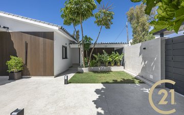 Property slide 17