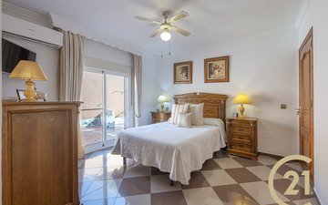 Property slide 15