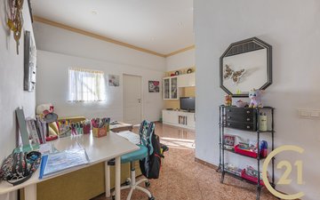Property slide 23