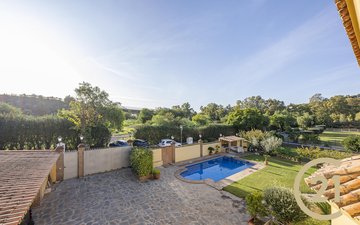 Property slide 16