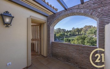 Property slide 17