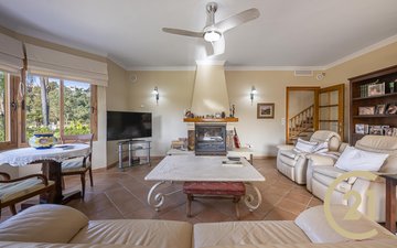 Property slide 22