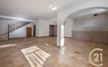 Property slide 11