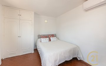Property slide 15