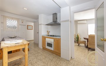 Property slide 21