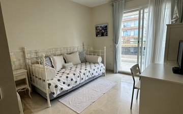 Property slide 21