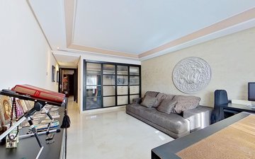 Property slide 18