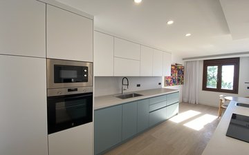 Property slide 22