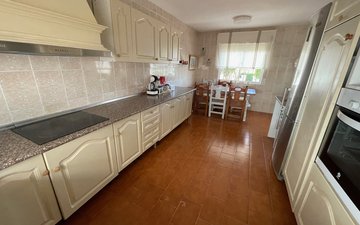 Property slide 25