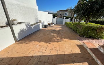 Property slide 14