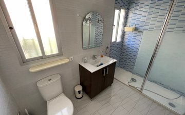 Property slide 20