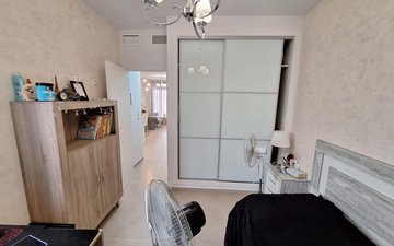 Property slide 7