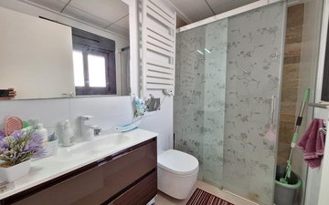 Property slide 18