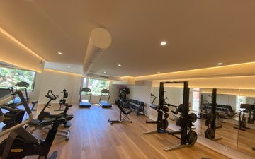 Property slide 24