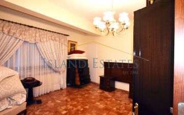 Property slide 16