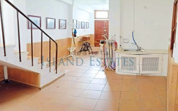 Property slide 21