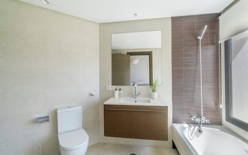 Property slide 16
