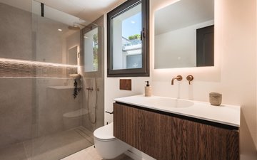 Property slide 19