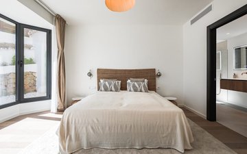 Property slide 22