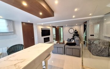 Property slide 17