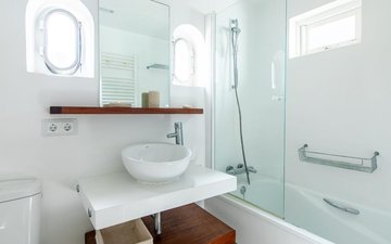 Property slide 21