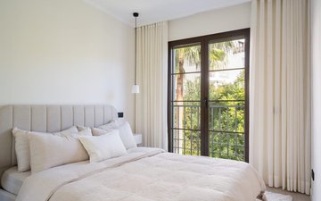 Property slide 17