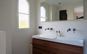 Property slide 20