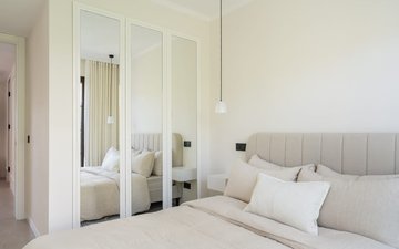 Property slide 21