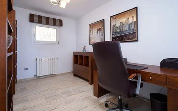 Property slide 17
