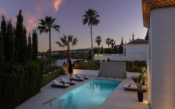 Property slide 24