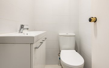 Property slide 23