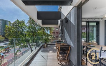 Property slide 17
