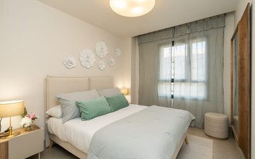 Property slide 21