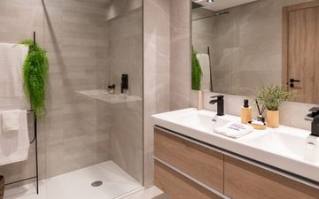 Property slide 14
